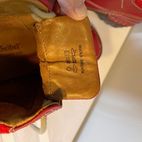 Josef Siebel Red Ankle Boots - Picture 11 of 11